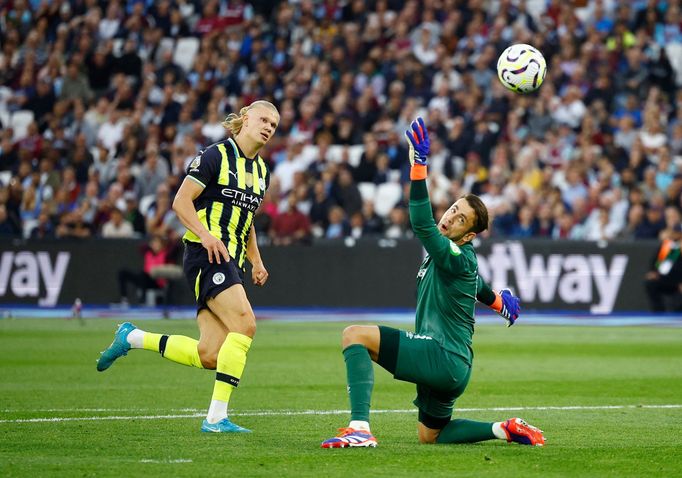 Erling Haaland završuje hattrick do sítě West Hamu