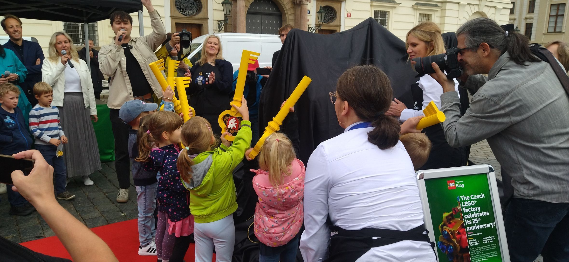 Svatováclavská koruna lego