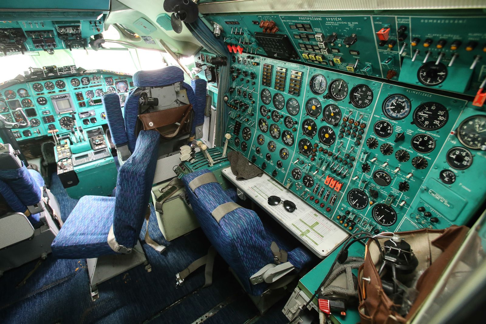Oprava starých vládních letadel Tupolev - Velký přelet