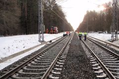 Vlak u Kolína srazil člověka. Ten na místě umřel