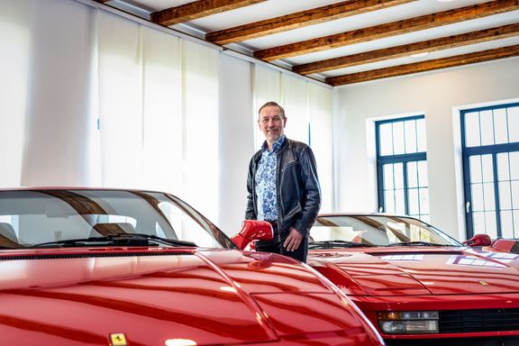 Radek Dvořák buduje v Lučanech na Jablonecku auto-moto muzeum. Prvním vozem, který si pořídil, bylo Ferrari Testarossa.