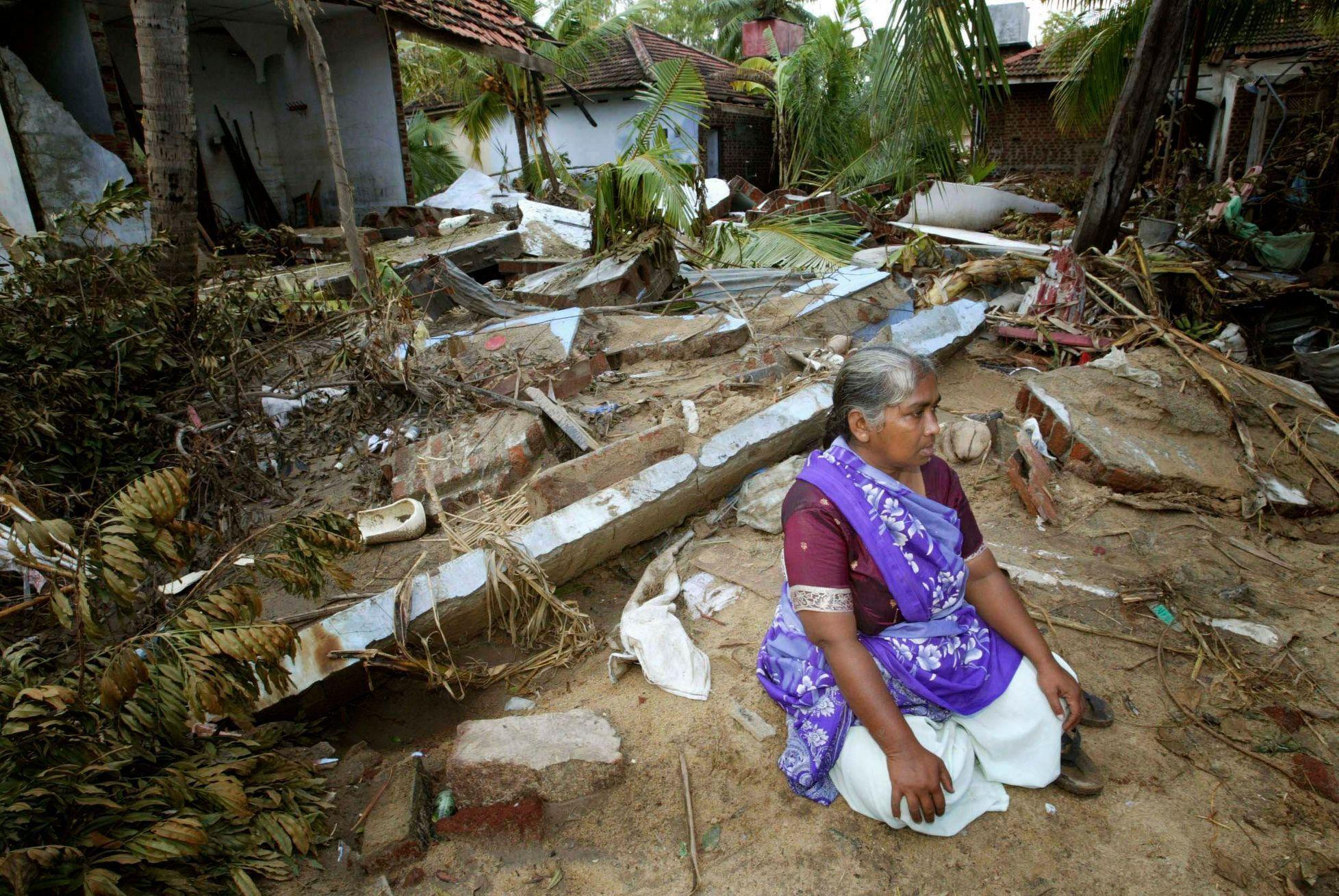 семья выжившая в цунами в тайланде