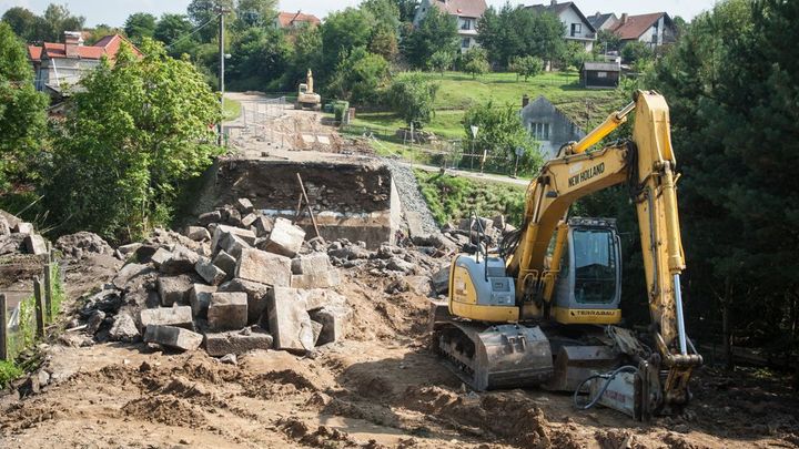 Trest pro stavbyvedoucího za pád mostu ve Vilémově krajský soud zrušil