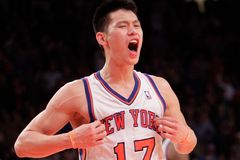 Vyvolal mánii, z hlediště mu chodily nabídky k sňatku a zahýbal i s burzou. Teď končí