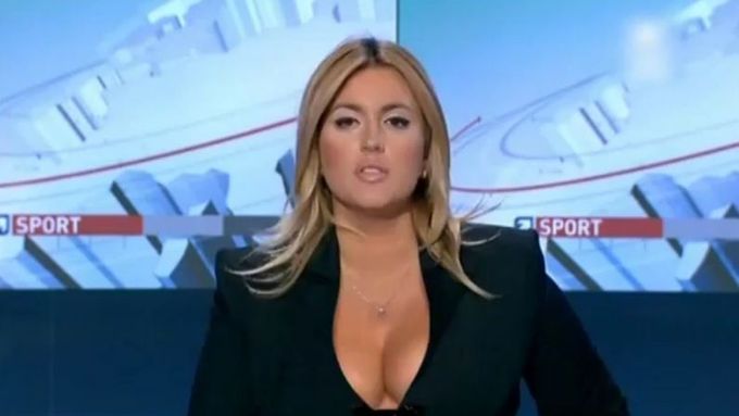 Sexy moderátorka polské stanice Polsat Karilina Szostaková