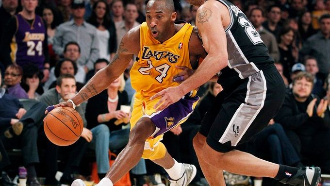 Kobe Bryant, opora Los Angeles Lakers.