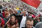 Živě: Policie zastavila pochod na romskou ubytovnu