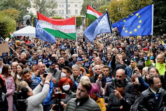 Demonstrace na podporu maďarské opozice, říjen 2021, Budapešť