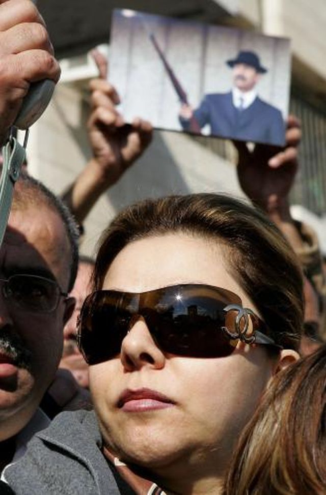 Saddámova dcera na demonstraci proti popravě