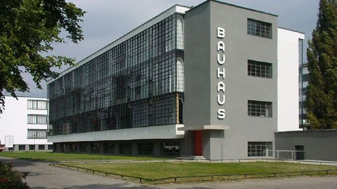 Před 130 lety se narodil zakladatel Bauhausu Walter Gropius