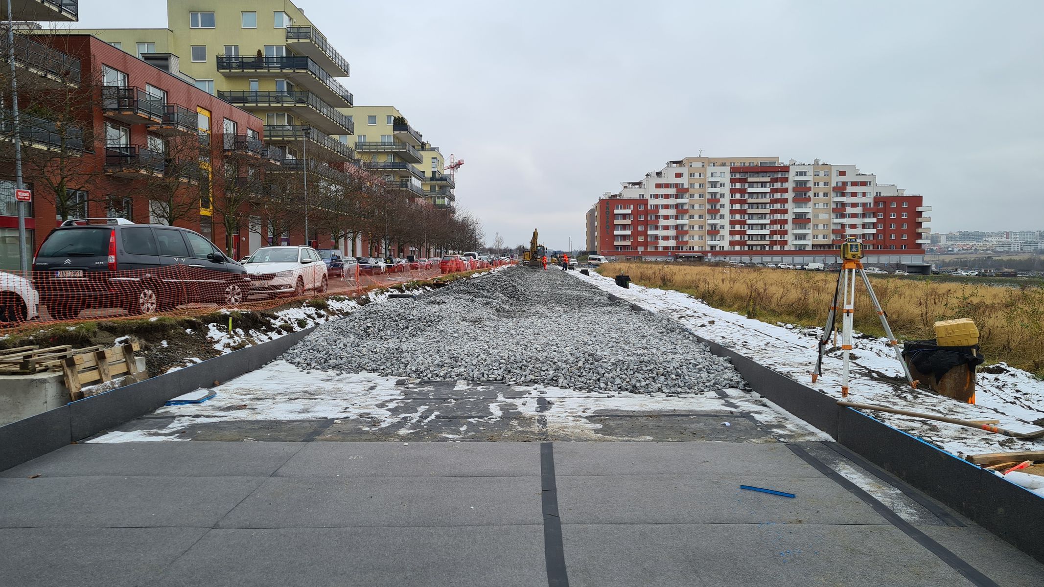 Holyně, tram