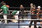 VIDEO Kolaps v ringu. Mladý boxer bojoval o život