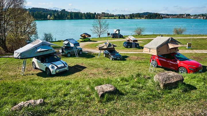 Sedm střešních stanů v testu německého autoklubu: nejhorší je zároveň skoro nejdražší; Zdroj foto: ADAC