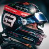 Helma pilota F1 George Russella. Mercedes (2022)