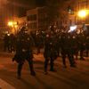 Policie v Oaklandu zasáhla slzným plynem proti demonstrantům, kteří zablokovali přístav