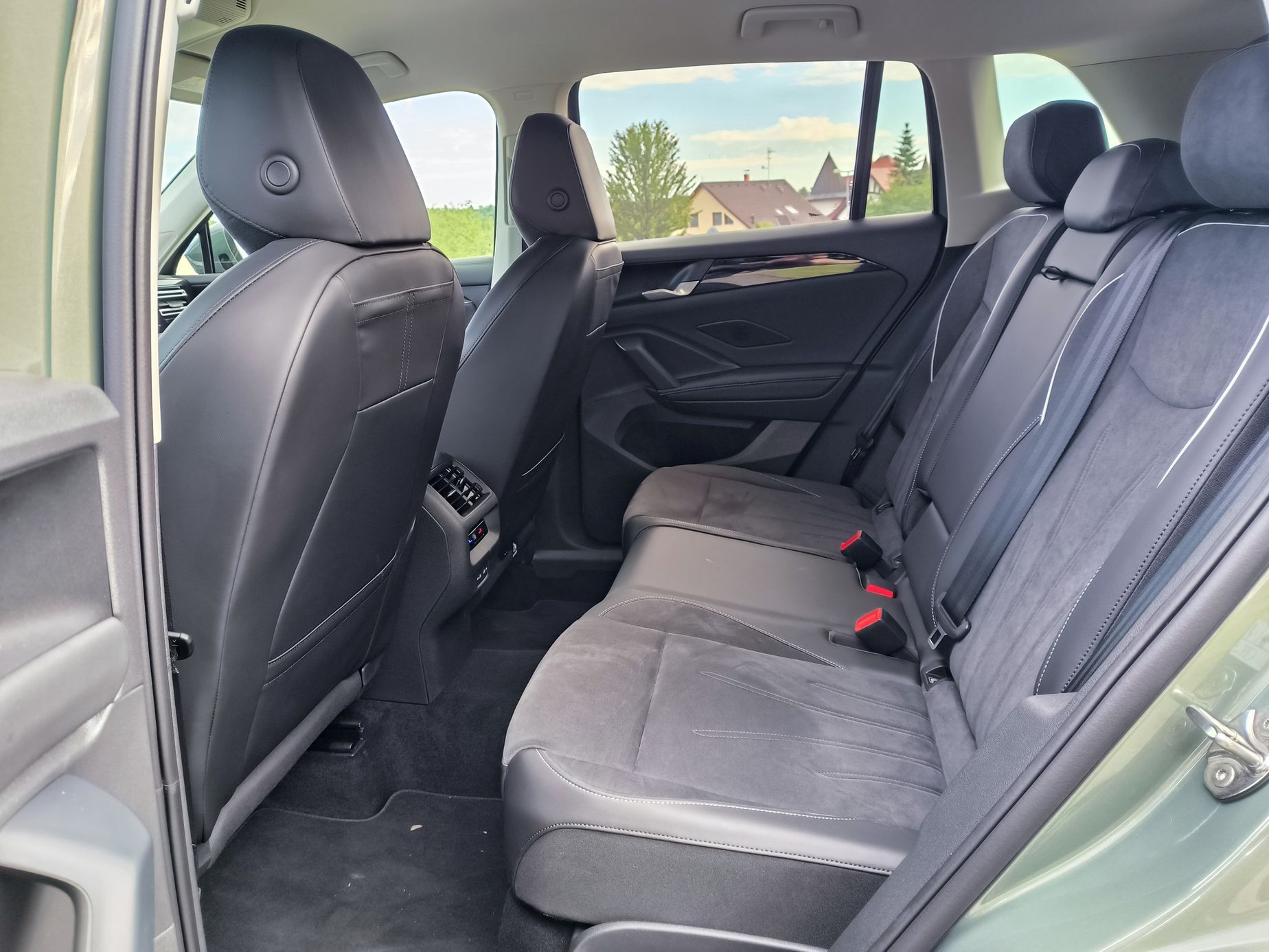 Volkswagen Tiguan 1.5 eTSI (2024)