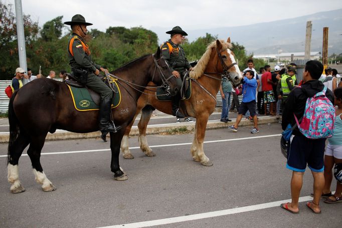 Venezuela čeká na humanitární pomoc