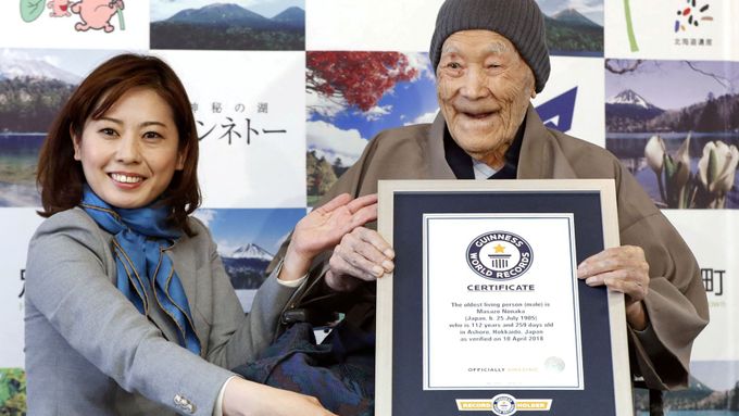 Masazo Nonaka byl uznán jako nejstarší žijící člověk na světě. Sledujte záběry z 10. října 2018
