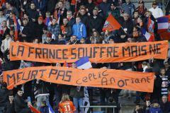 Fotbal ve Francii bude až do půlky prosince bez fanoušků hostů