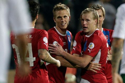 Fotbal: Bulharsko - Česko: Bořek Dočkal (uprostřed)