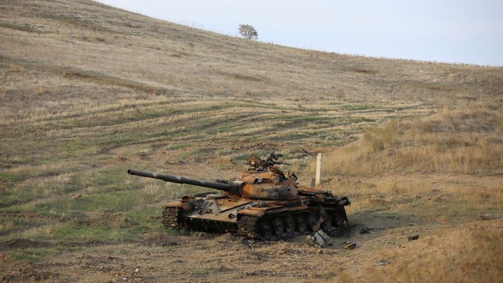 Stěpanakert v Náhorním Karabachu hlásí výbuchy, město prý bombardují Ázerbájdžánci