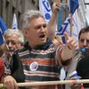 Demonstrace odborářů na Václavském náměstí v Praze