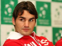 Roger Federer na tiskové konferenci před utkáním s Českou republikou.