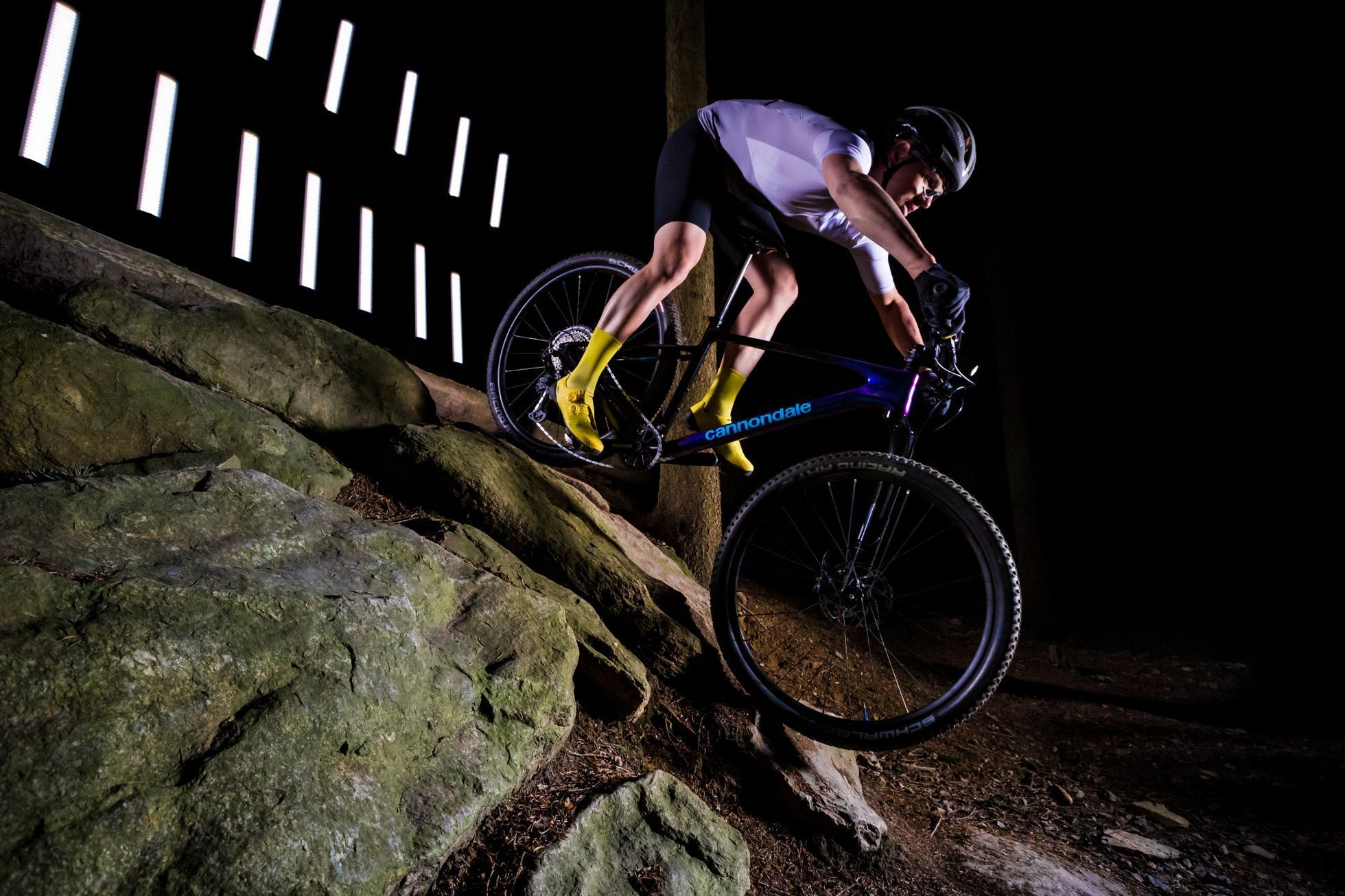 Jaroslav Svoboda: fotografický projekt Dark Ride, cyklistika, MTB, Vysočina Aréna