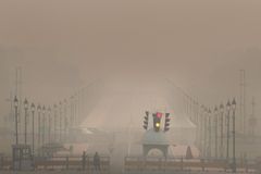 Poroučet větru, dešti. Indové se snažili kvůli smogu uměle vyvolat déšť