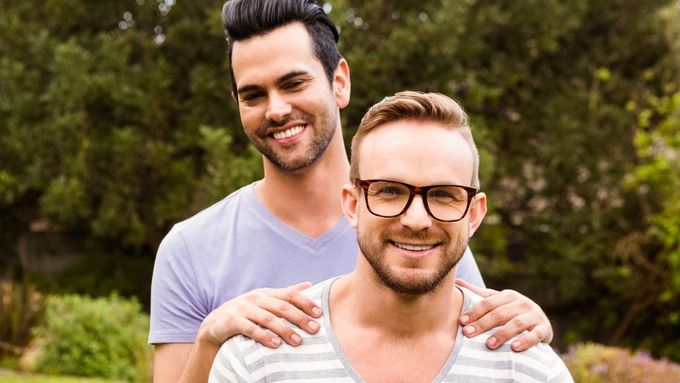 Přiznání se k jiné sexuální orientaci není snadné.