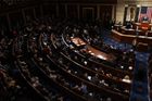 Kongres se nedohodl na rozpočtovém provizoriu, Senát jedná dál