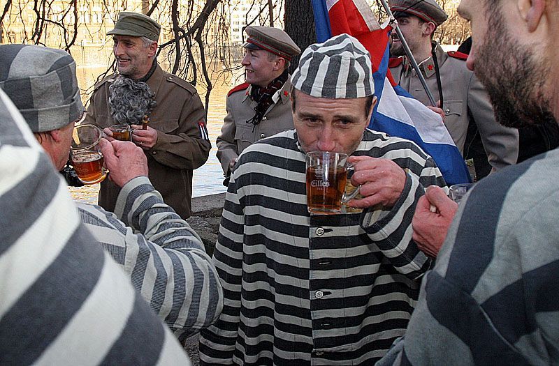 Kuba s Fidelem na Vltavě