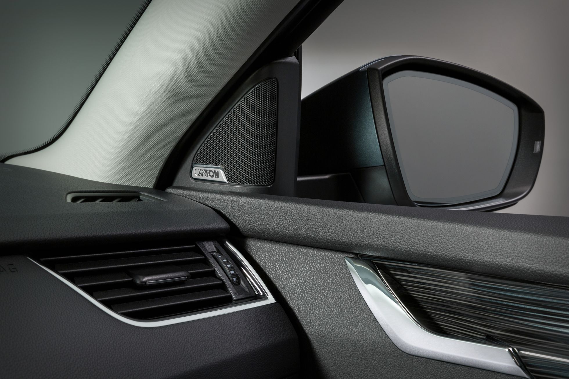 Škoda Octavia facelift interiér