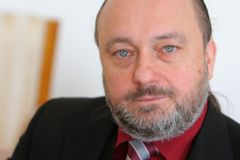 Jakl zvažuje kandidaturu na prezidenta, za Svobodné