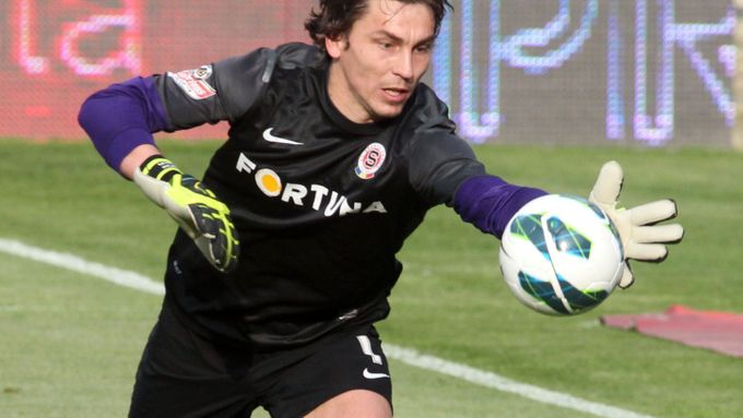Marek Čech proti Poznani dvakrát inkasoval, a tak Spartě nepomohl alespoň k remíze ani gól Lukáše Juliše.