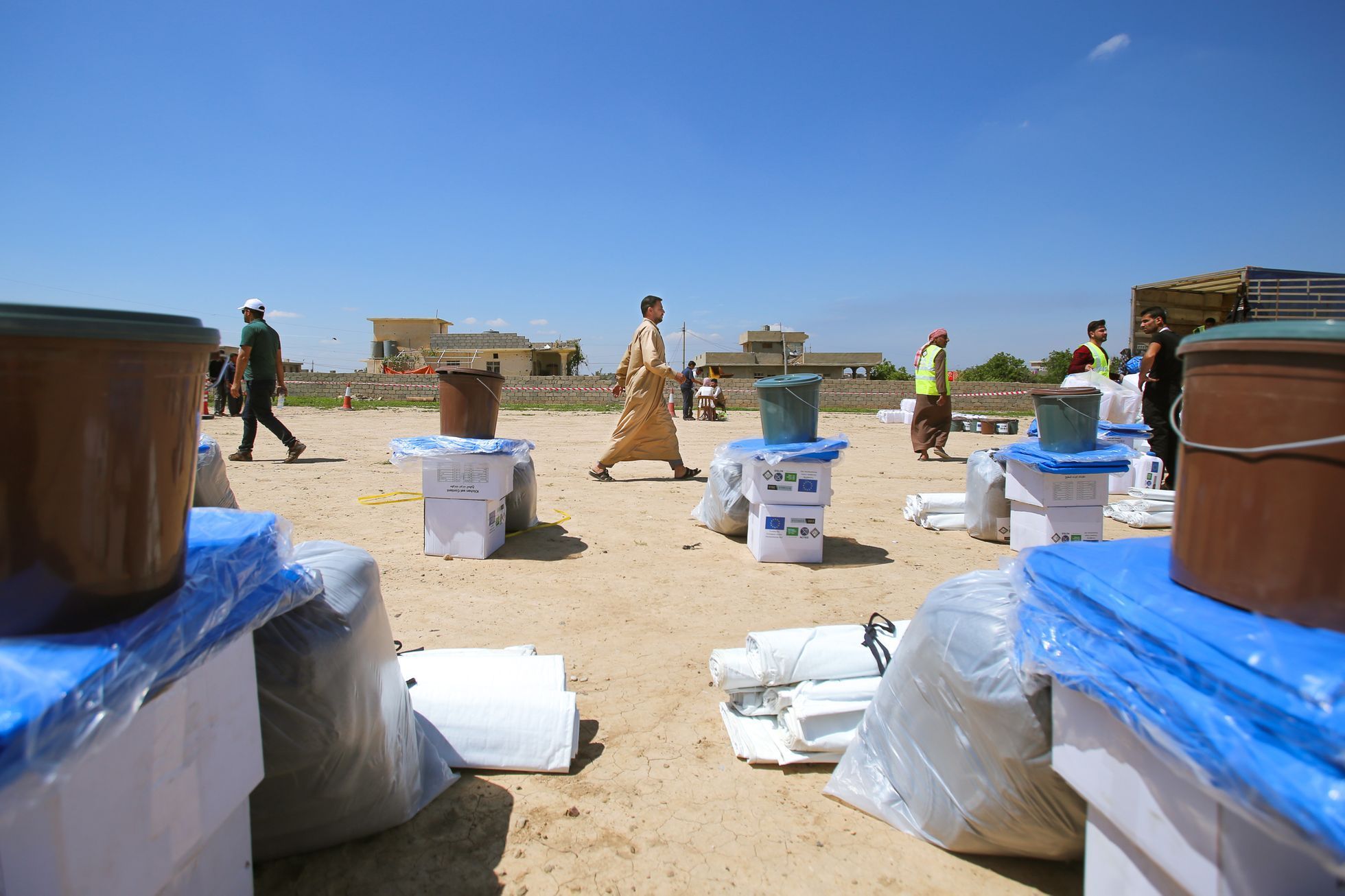 Distribuce pomoci Člověka v tísni, Irák, vesnice Nimrud, al-Abbás
