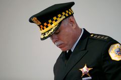 Šéfa chicagské policie McCarthyho odvolali kvůli kauze zastřeleného černošského chlapce