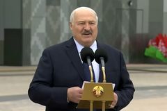 Brambory jezte nejvýše dvakrát týdně, radí Lukašenko Bělorusům. Mluví o spiknutí