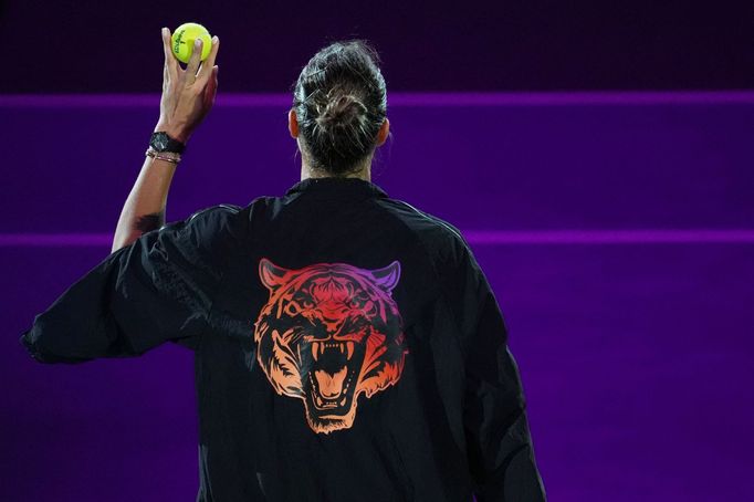 Tennis - WTA Finals - King Saud University Indoor Arena, Riyadh, Saudi Arabia - November 4, 2024 Belarus' Aryna Sabalenka celebrates winning her women's singles group sta