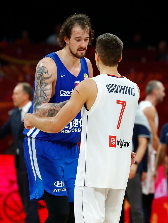 basketbal, MS 2019, Česko - Srbsko, Ondřej Balvín a Bogdan Bogdanovič