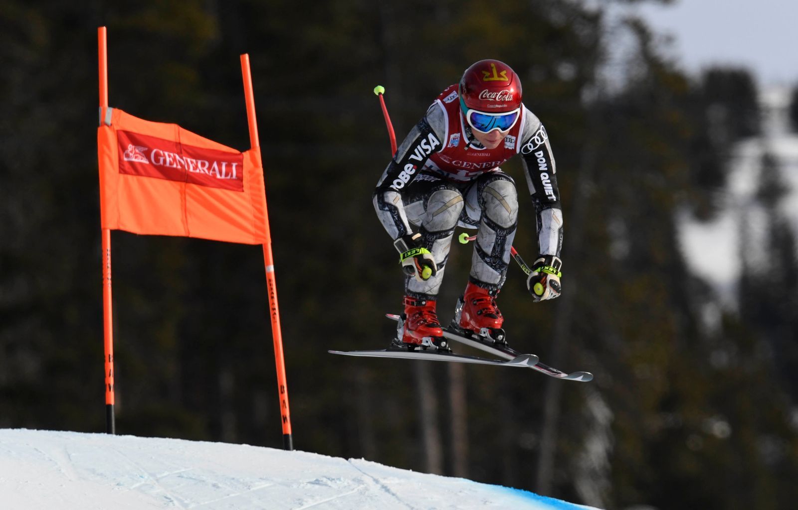 lyžování, Světový pohár 2018, Ester Ledecká při druhém sjezdu v Lake Louise