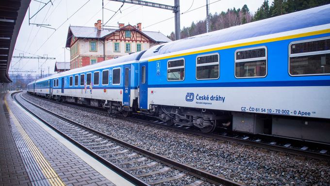 Vlak Českých drah, ilustrační foto.