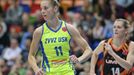 Kateřina Elhotová (USK Praha) v zápase Euroligy 2019-20 proti Jekatěrinburgu