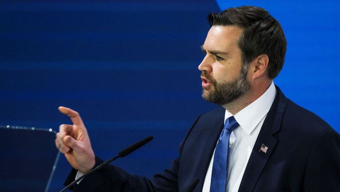 Americký viceprezident J. D. Vance během projevu na Mnichovské bezpečnostní konferenci, 14. února 2025