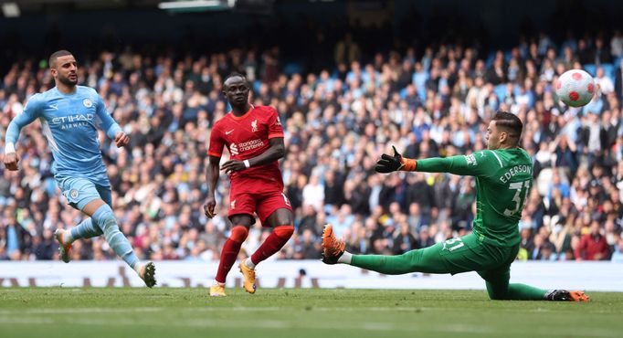 Soccer Football - Premier League - Manchester City v Liverpool - Etihad Stadium, Manchester, Britain - April 10, 2022 Liverpool's Sadio Mane scores their second goal Acti