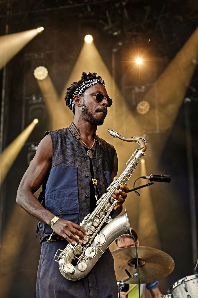 Lídr kapely Shabaka Hutchings.