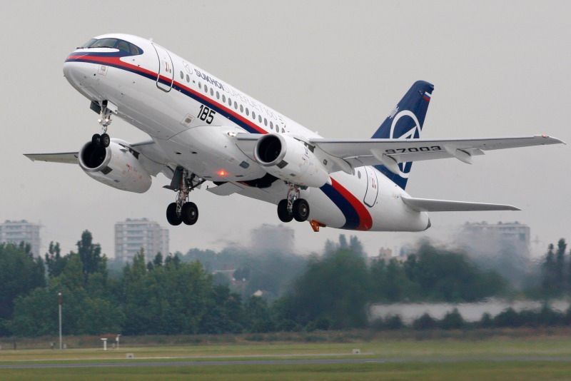 Paris Air Show aneb setkání letadel v Le Bourget