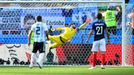 Argentina vyrovnává na 1:1.