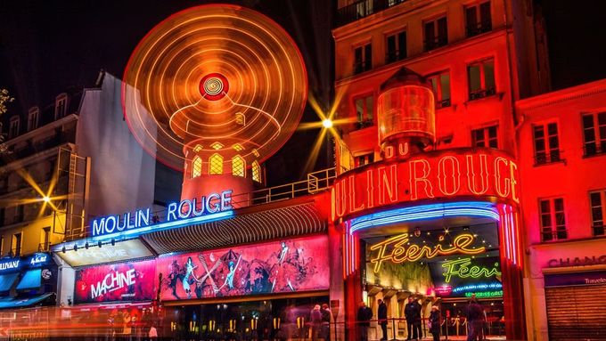 Paříž, kabaret Moulin Rouge, Francie