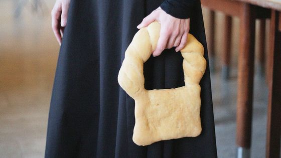 Zakousněte se do kabelky z těsta. Jedlé dekorace jako umění i lahodný pokrm